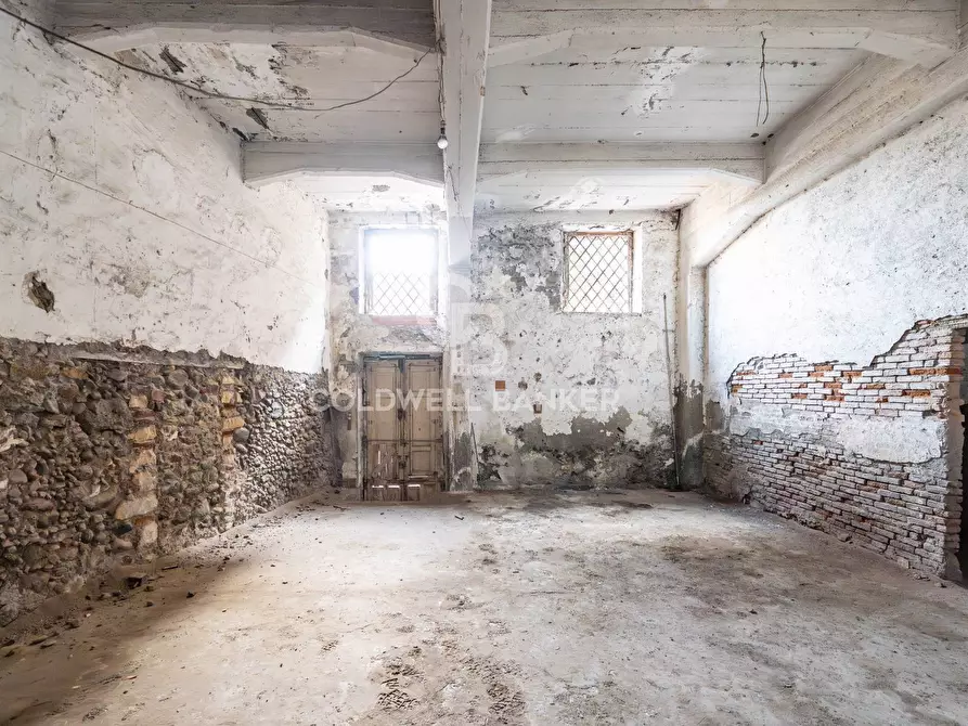 Immagine 24 di Palazzo in vendita  in VIA CAFIERO 11 a Riposto