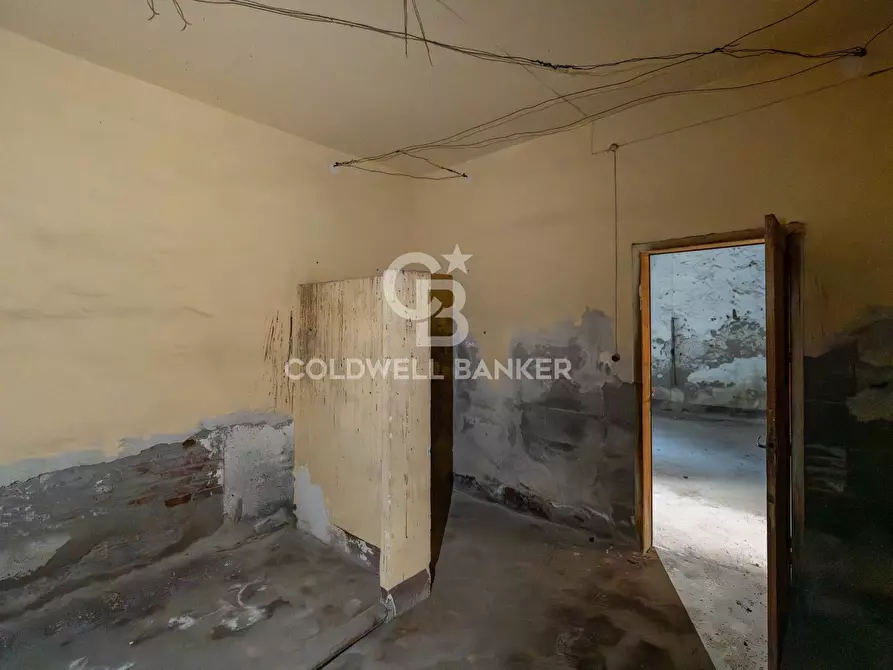 Immagine 28 di Palazzo in vendita  in VIA CAFIERO 11 a Riposto