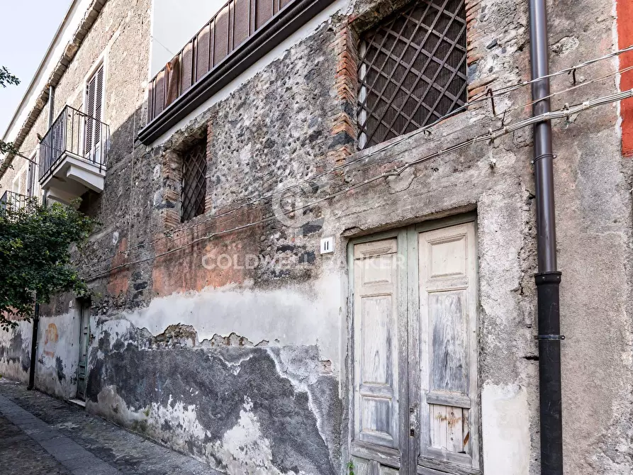 Immagine 36 di Palazzo in vendita  in VIA CAFIERO 11 a Riposto