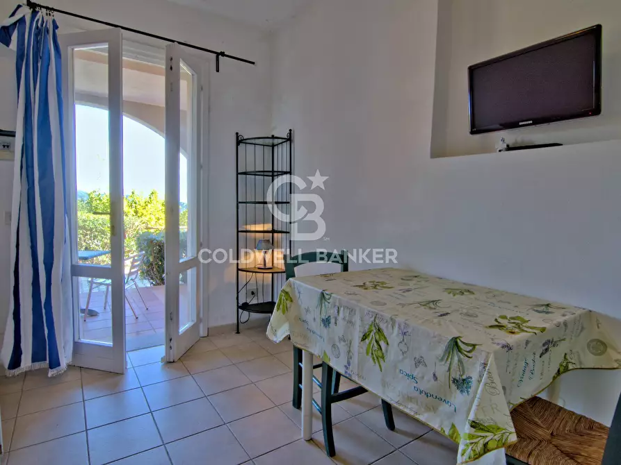 Immagine 18 di Appartamento in vendita  in Via Solana a Campo Nell'elba