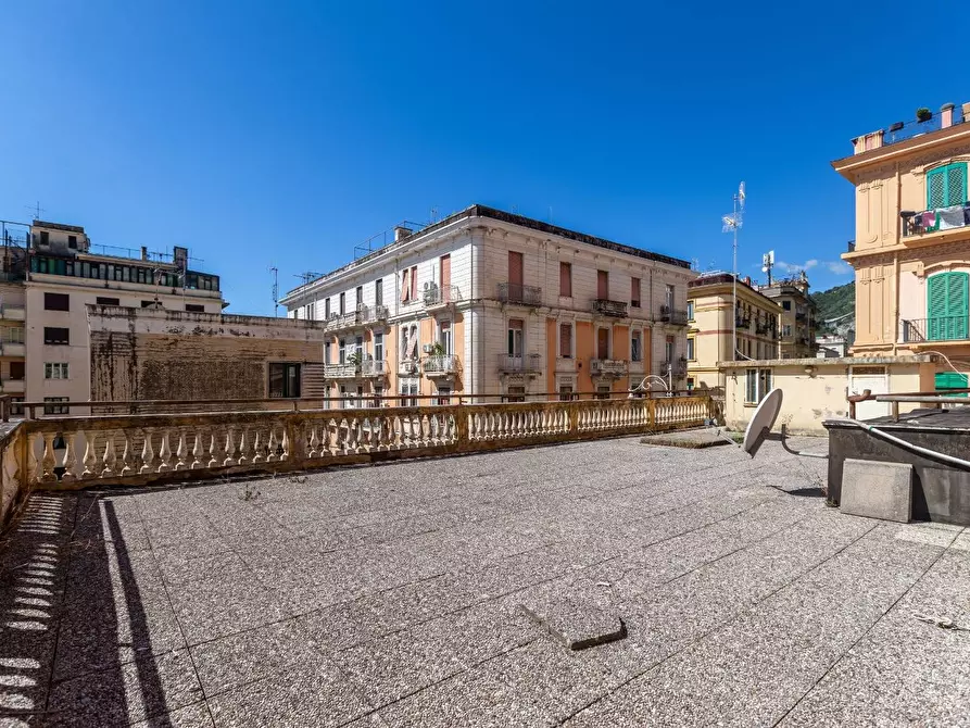 Immagine 16 di Casa indipendente in vendita  in Via Andrea Sabatini 8/10 a Salerno