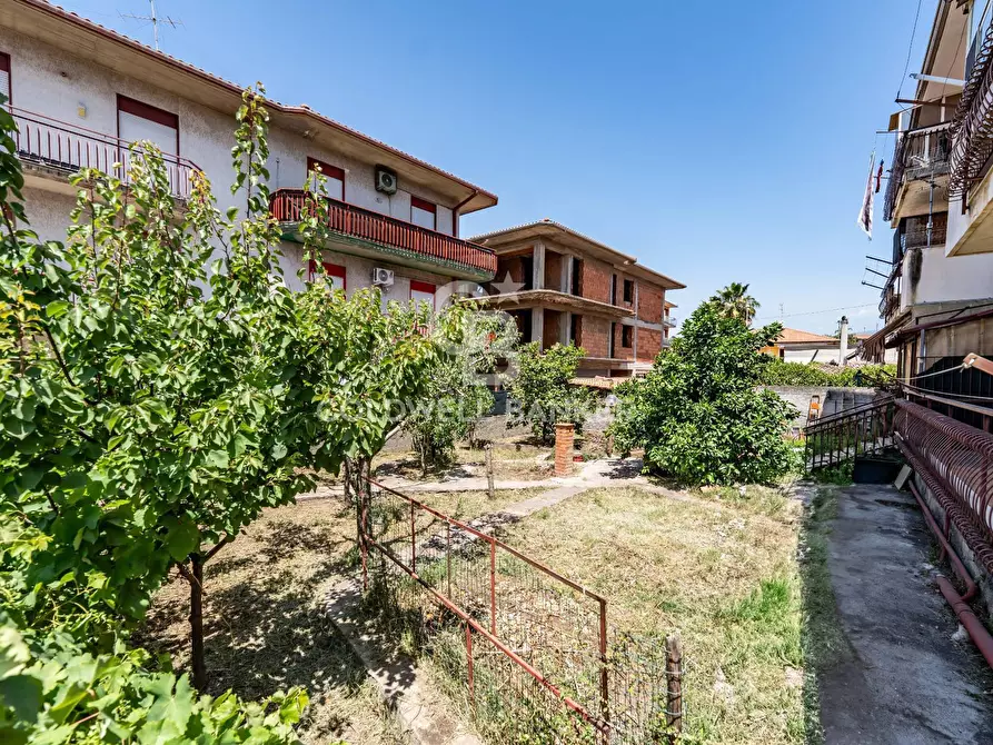 Immagine 5 di Appartamento in vendita  in via Oleandro 7 a Misterbianco