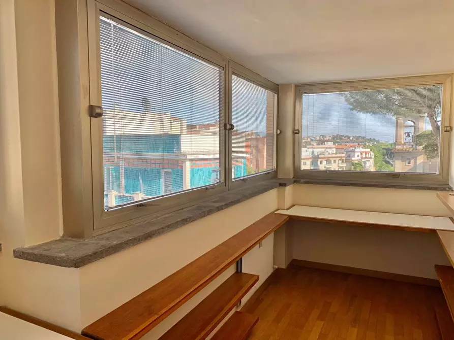 Immagine 10 di Attico in affitto  a Roma