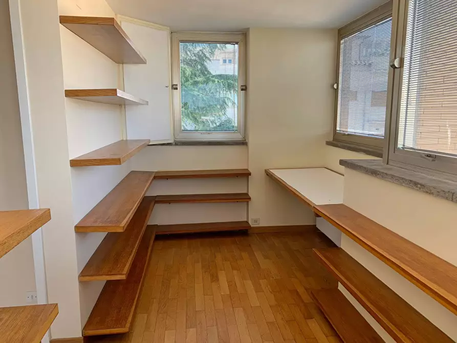 Immagine 11 di Attico in affitto  a Roma