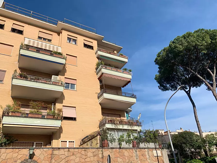 Immagine 22 di Attico in affitto  a Roma