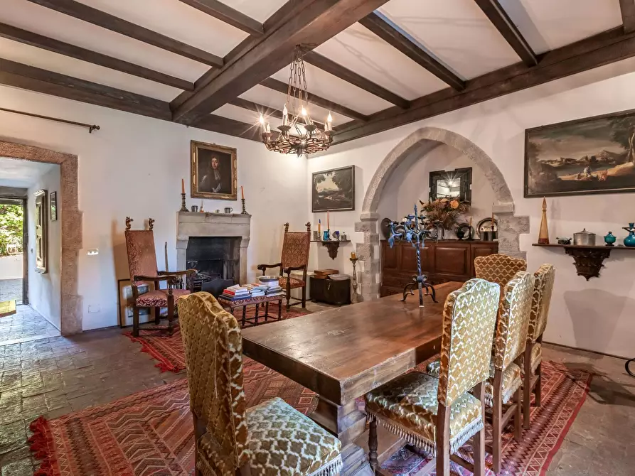 Immagine 25 di Castello in vendita  in Largo Castello a Pereto