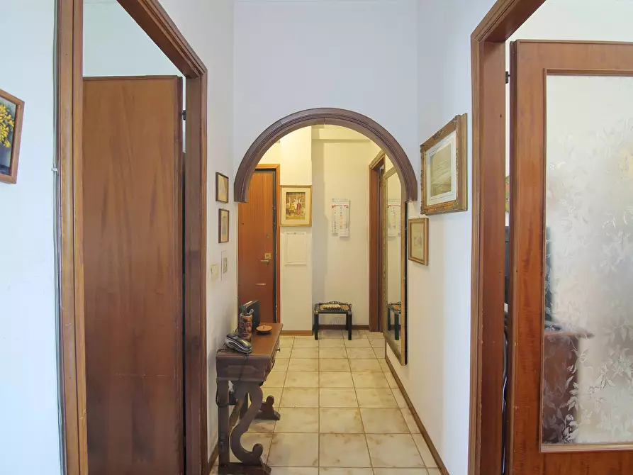 Immagine 5 di Appartamento in vendita  in Via Rivisondoli 47 a Roma