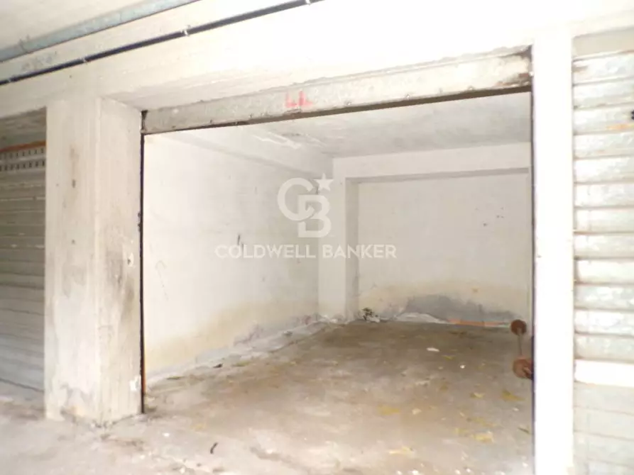 Immagine 4 di Box auto in vendita  in via michelangelo buonarroti 13 a Aci Catena