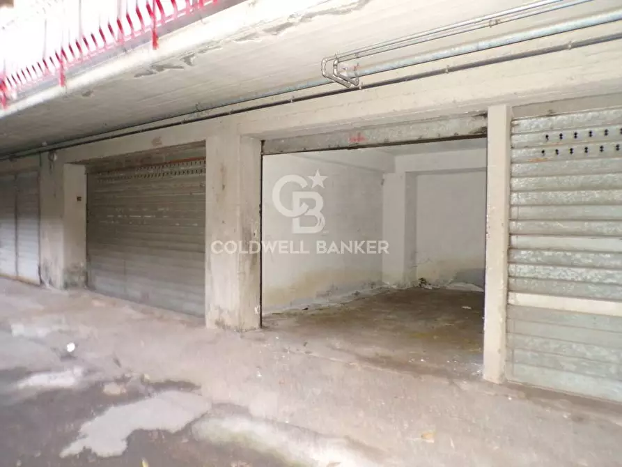 Immagine 5 di Box auto in vendita  in via michelangelo buonarroti 13 a Aci Catena