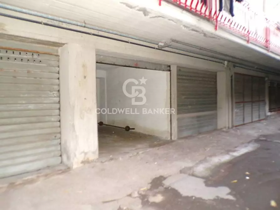 Immagine 11 di Box auto in vendita  in via michelangelo buonarroti 13 a Aci Catena