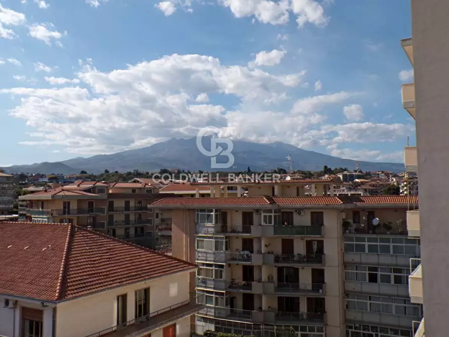 Immagine 1 di Appartamento in vendita  in via michele la spina 1 a Acireale