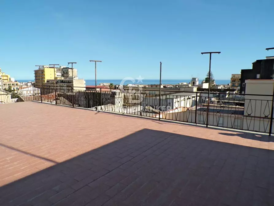 Immagine 16 di Appartamento in vendita  in via michele la spina 1 a Acireale