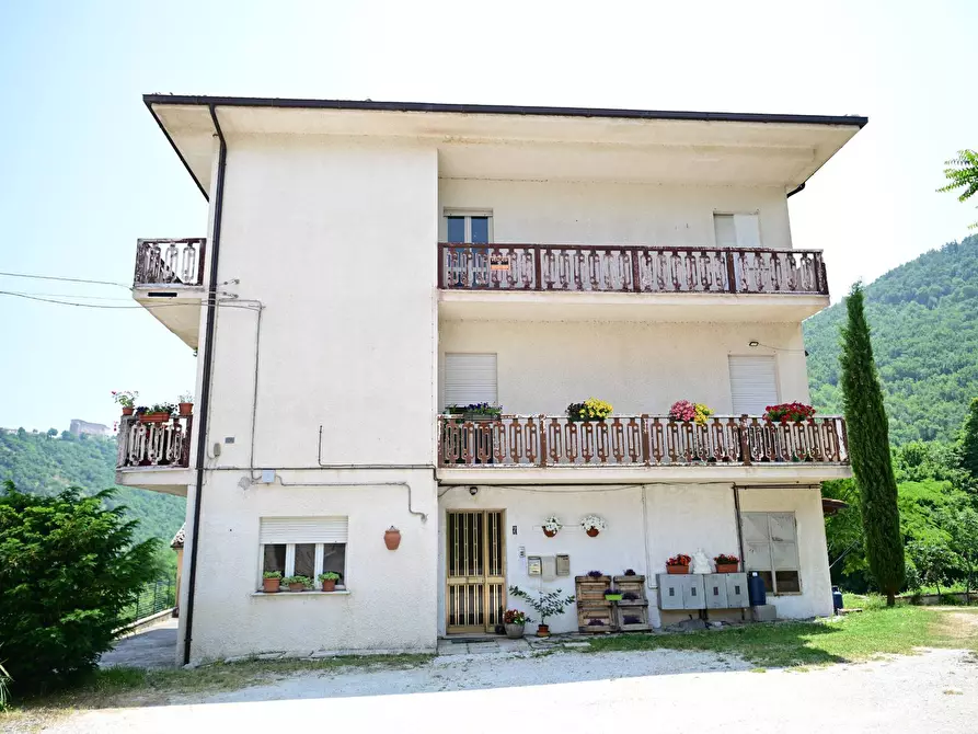 Immagine 9 di Appartamento in vendita  in via Monte Catria 6 a Frontone