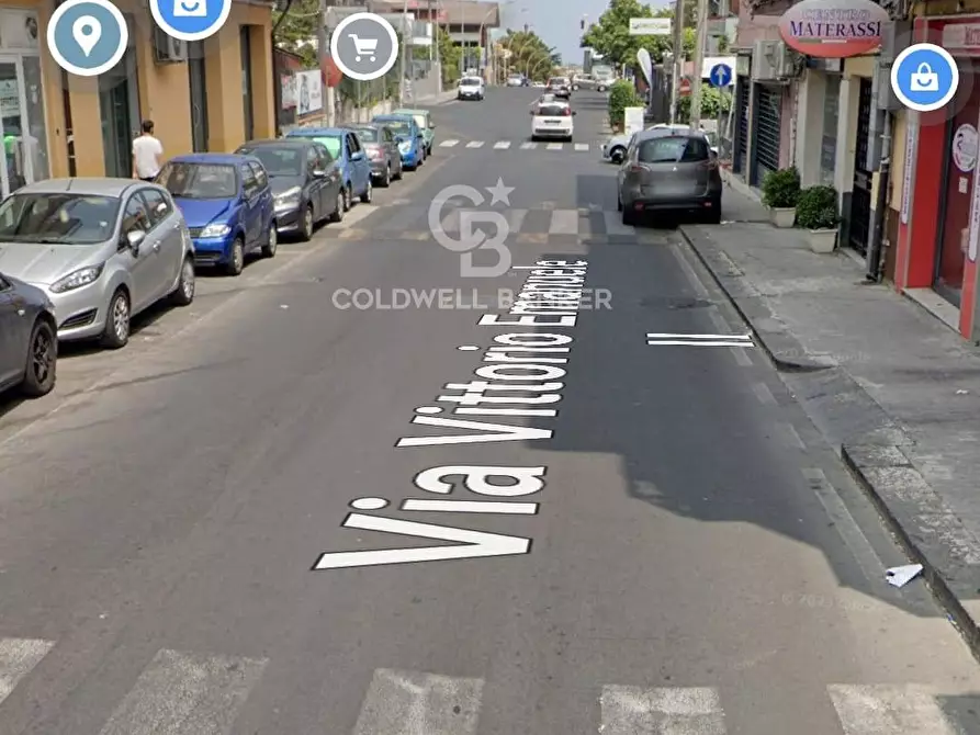 Immagine 21 di Locale commerciale in vendita  in via Vittorio Emanuele II 161 a Gravina Di Catania