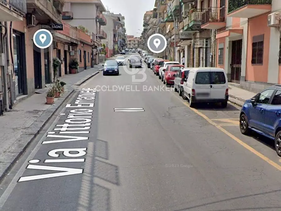 Immagine 22 di Locale commerciale in vendita  in via Vittorio Emanuele II 161 a Gravina Di Catania