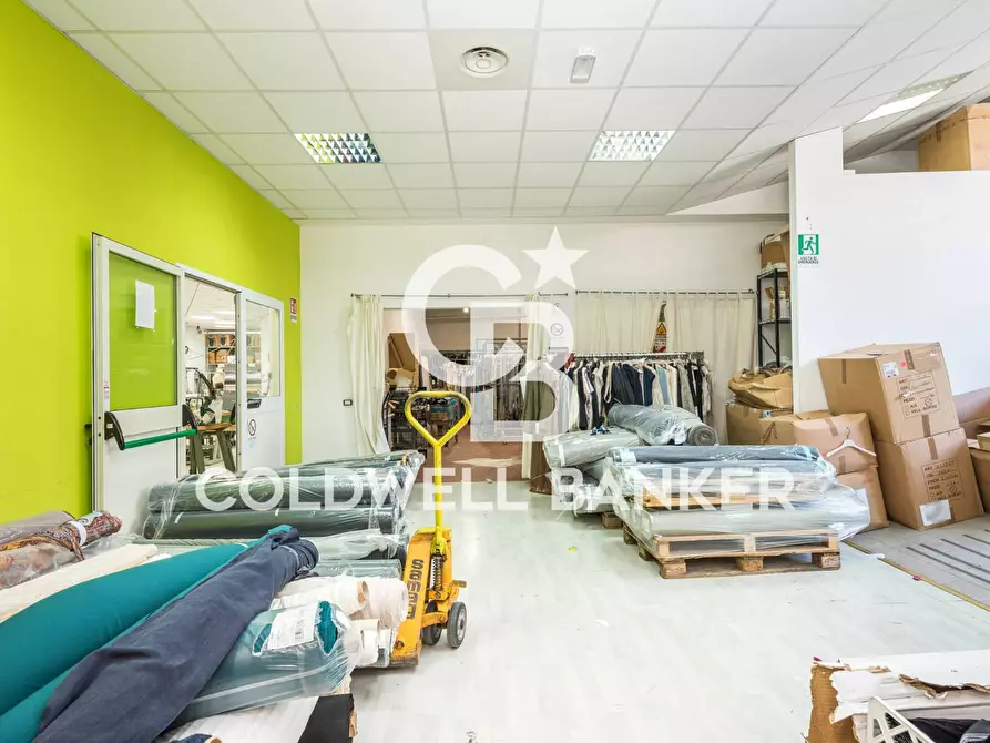 Immagine 5 di Laboratorio in vendita  in Via Filogaso 15 a Roma