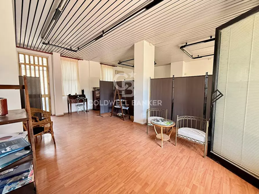 Immagine 6 di Negozio in vendita  in via John Fitzgerald Kennedy 51 a Acireale