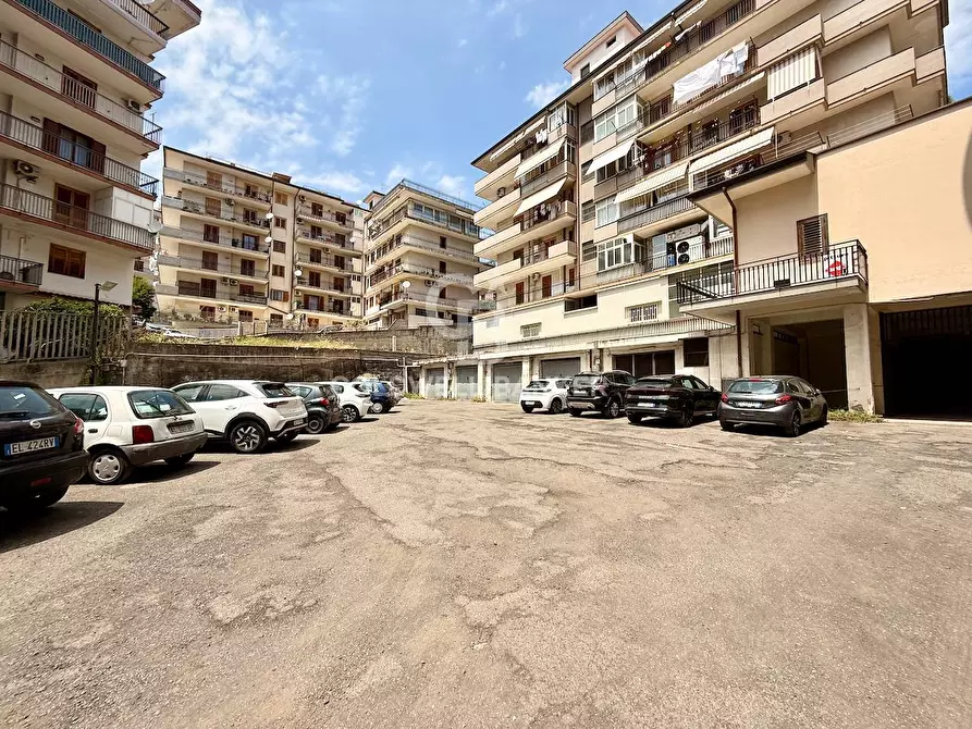 Immagine 20 di Negozio in vendita  in via John Fitzgerald Kennedy 51 a Acireale