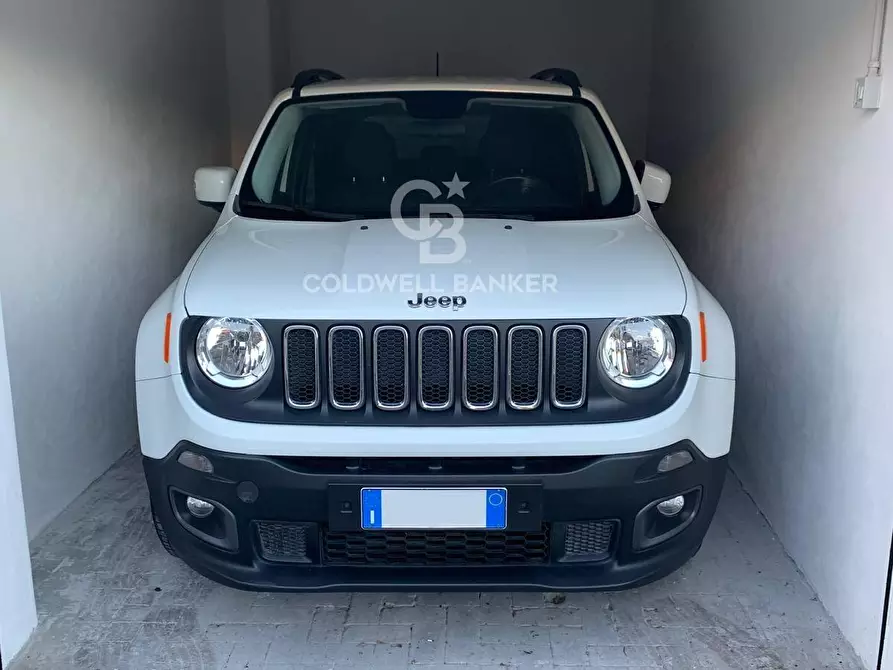 Immagine 4 di Box auto in vendita  in Via del Bosco 52 a Catania