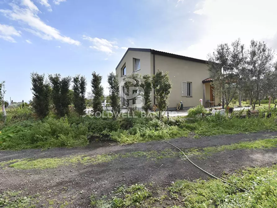 Immagine 27 di Villa in vendita  in VIa Sabaudia 5 a Acireale