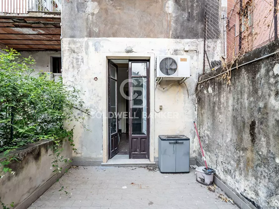 Immagine 34 di Appartamento in vendita  in P.zza Giovanni Verga 43 a Catania