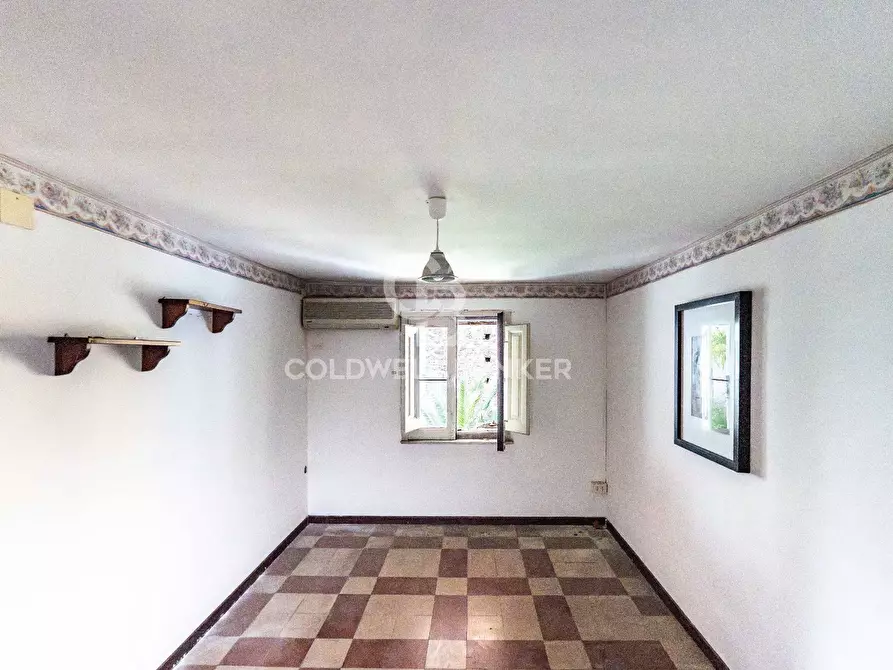 Immagine 38 di Appartamento in vendita  in P.zza Giovanni Verga 43 a Catania