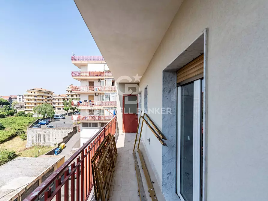 Immagine 3 di Appartamento in vendita  in Via Leonardo Da Vinci 56 a Acireale