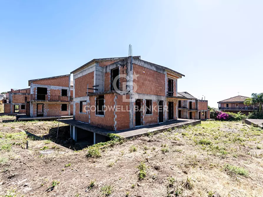 Immagine 36 di Villetta a schiera in vendita  in via bellini 11 a San Gregorio Di Catania