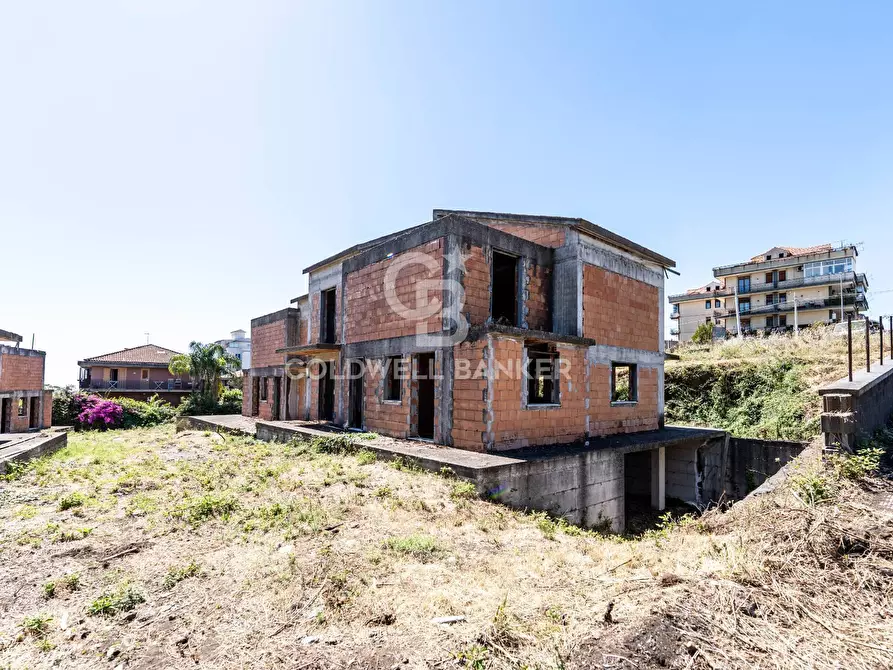 Immagine 37 di Villetta a schiera in vendita  in via bellini 11 a San Gregorio Di Catania