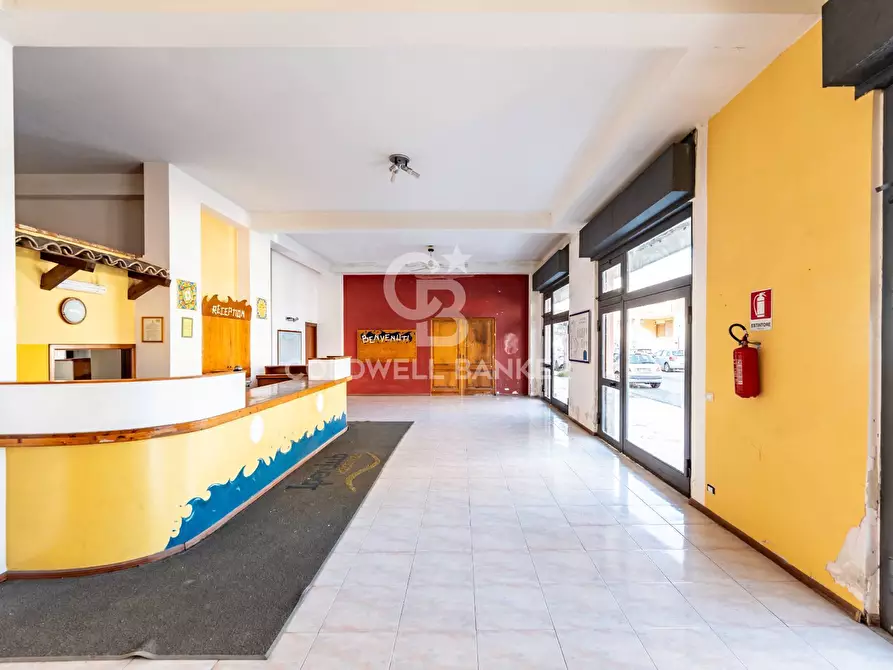 Immagine 11 di Attività commerciale in vendita  in VIA SPIAGGIA 111 a Mascali