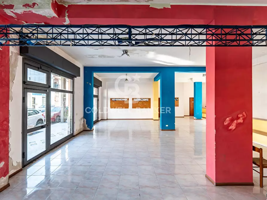 Immagine 27 di Attività commerciale in vendita  in VIA SPIAGGIA 111 a Mascali