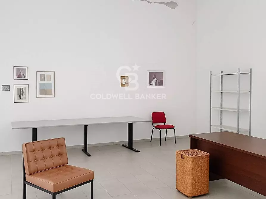 Immagine 5 di Locale commerciale in affitto  in Via Vittorio Sardella 18 a Acireale