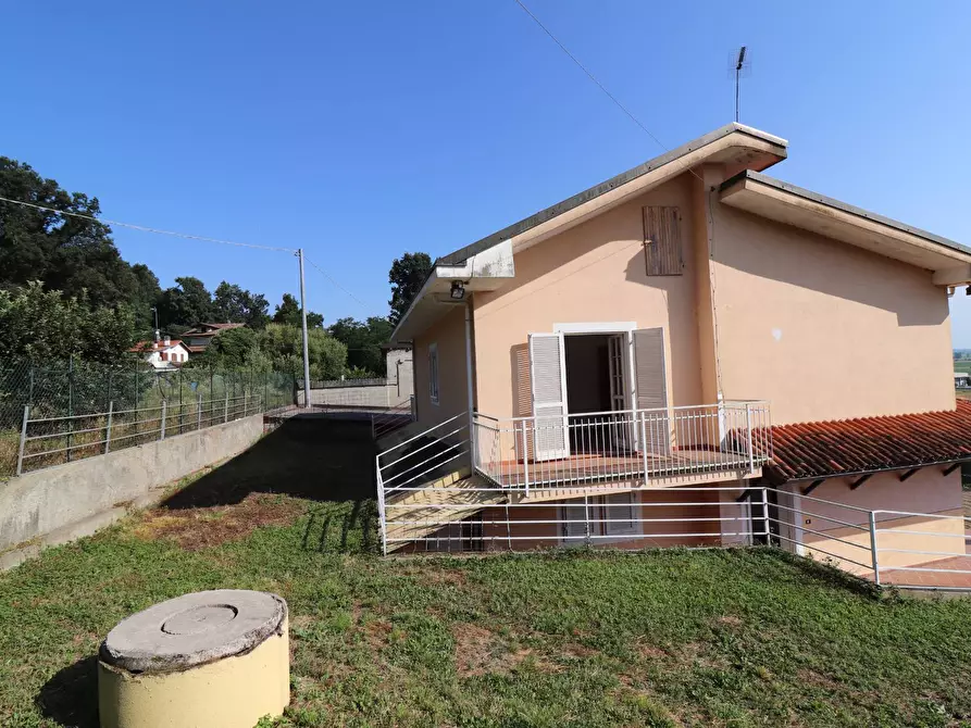 Immagine 25 di Villa in vendita  in Strada vecchia Torino a Bra