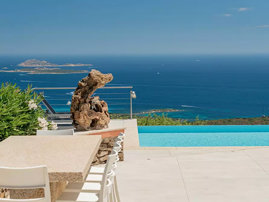 Immagine 29 di Villa in vendita  in San Pantaleo Costa Smeralda a Aggius