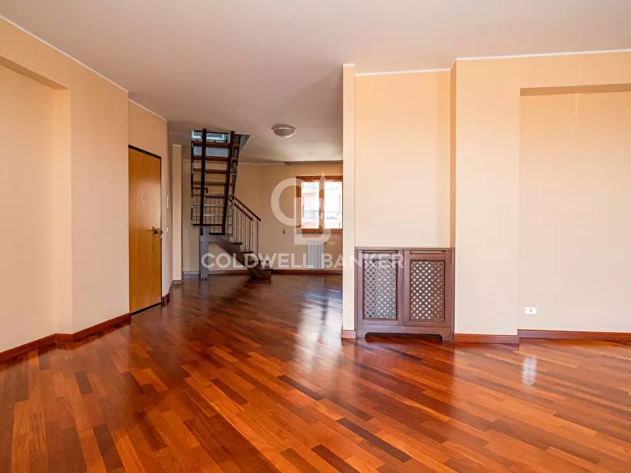 Immagine 6 di Attico in vendita  in Via Felice Paradiso 78 a Acireale