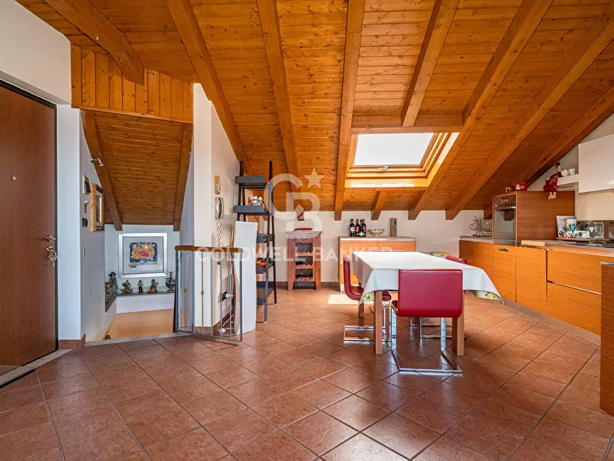 Immagine 1 di Attico in vendita  in Via Felice Paradiso 78 a Acireale