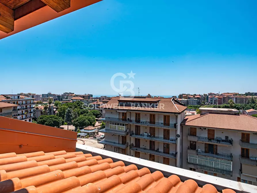 Immagine 24 di Attico in vendita  in Via Felice Paradiso 78 a Acireale