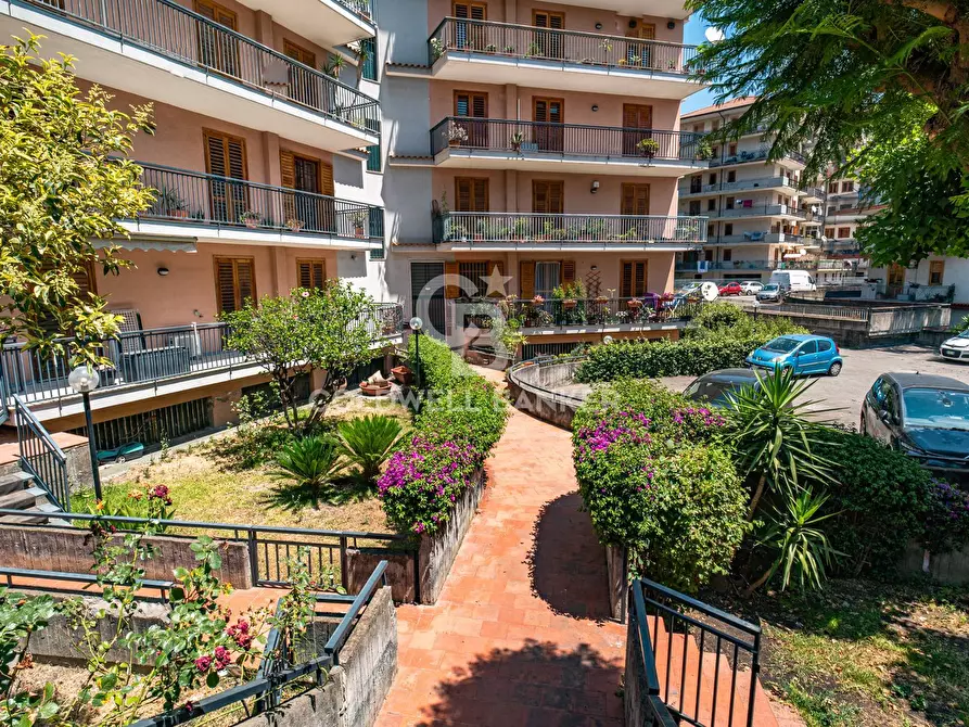 Immagine 22 di Appartamento in vendita  in Via Felice Paradiso 78 a Acireale