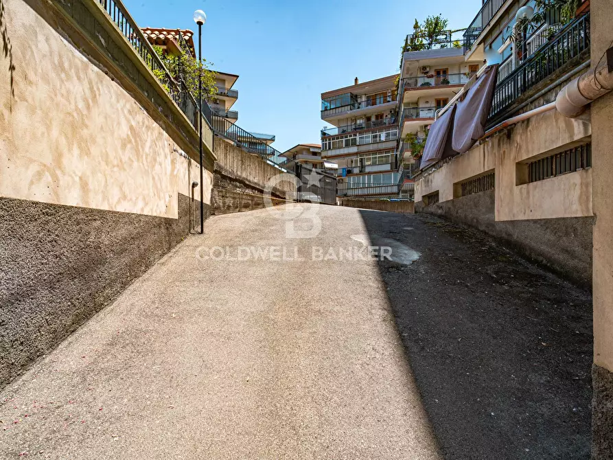 Immagine 18 di Appartamento in vendita  in Via Felice Paradiso 78 a Acireale