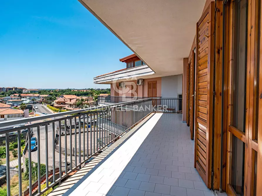 Immagine 15 di Appartamento in vendita  in Via Felice Paradiso 78 a Acireale