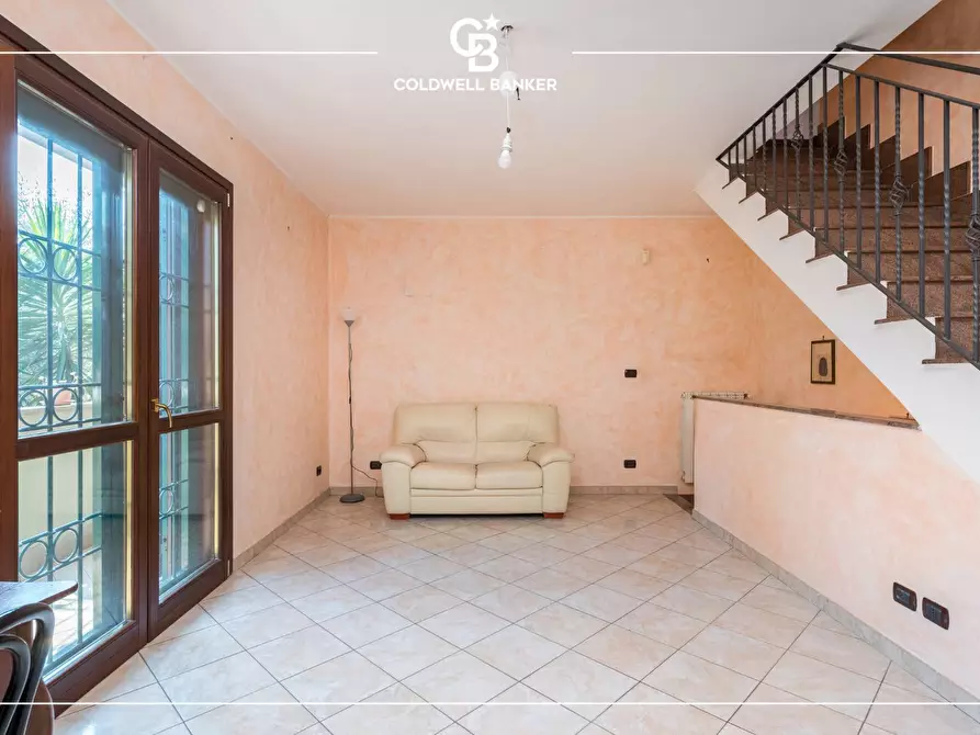 Immagine 9 di Villa in vendita  in Via dell'Acqua Acetosa 32/34 a Ciampino