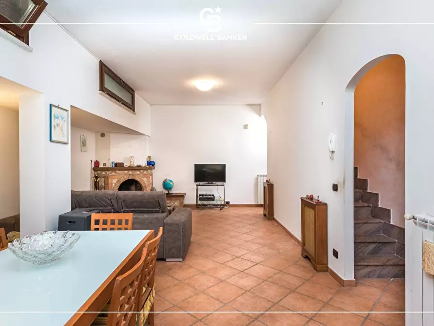 Immagine 29 di Villa in vendita  in Via dell'Acqua Acetosa 32/34 a Ciampino