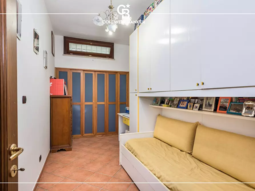 Immagine 33 di Villa in vendita  in Via dell'Acqua Acetosa 32/34 a Ciampino