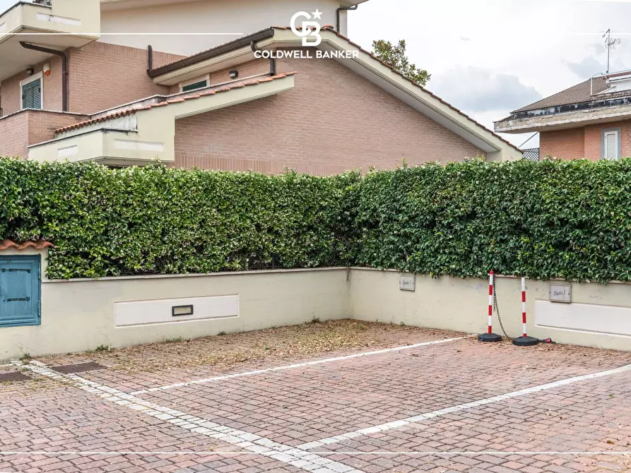 Immagine 48 di Villa in vendita  in Via dell'Acqua Acetosa 32/34 a Ciampino