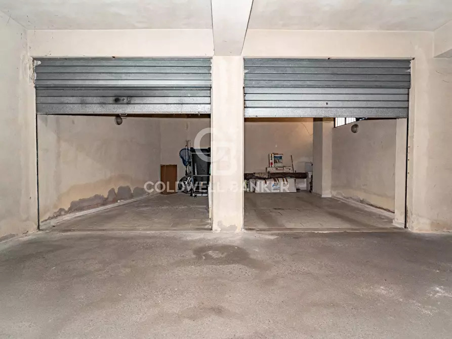 Immagine 19 di Appartamento in vendita  in Via Felice Paradiso 78 a Acireale