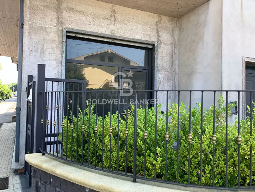 negozio in affitto a Mascali