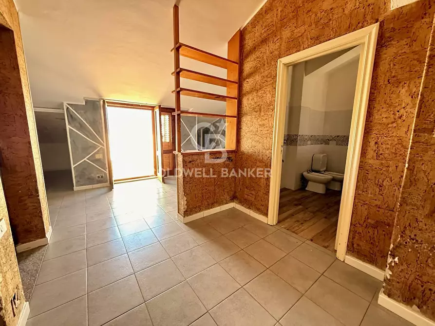 Immagine 12 di Appartamento in vendita  in via Ciminna 11 a Aci Catena