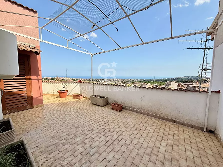 Immagine 3 di Appartamento in vendita  in via Ciminna 11 a Aci Catena