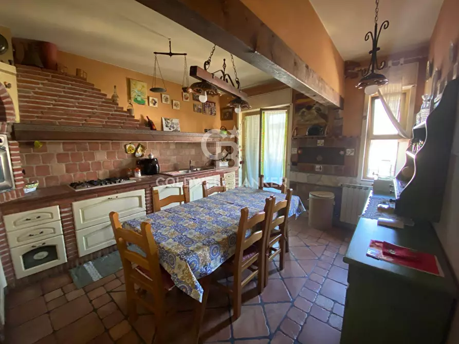 Immagine 20 di Appartamento in vendita  in Via Quarta retta di Levante 178 a Belpasso