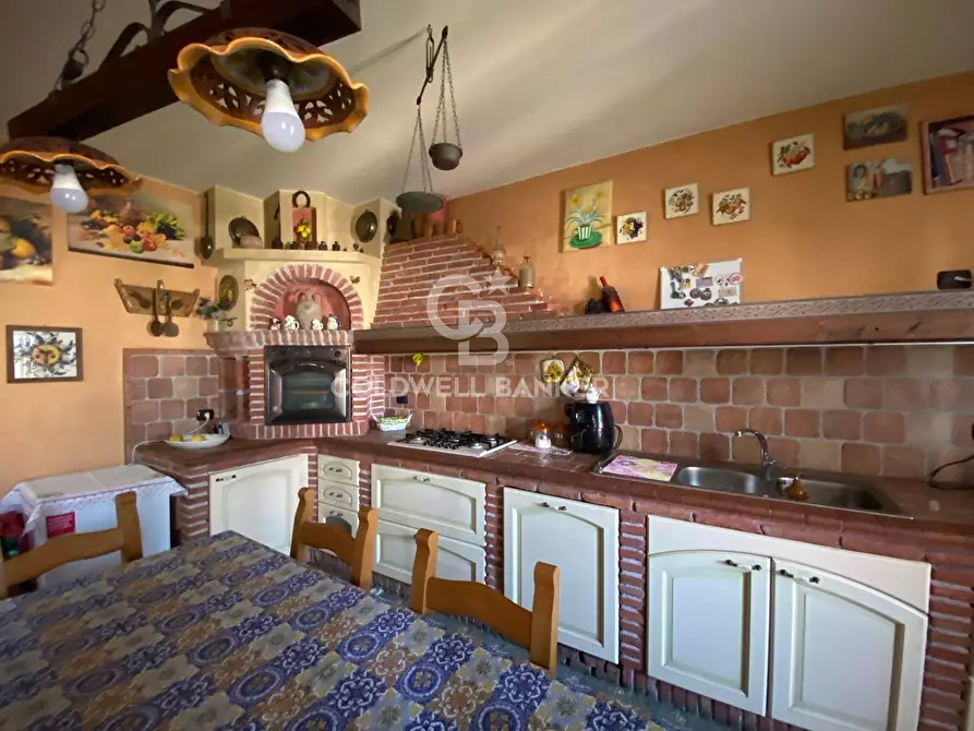 Immagine 23 di Appartamento in vendita  in Via Quarta retta di Levante 178 a Belpasso